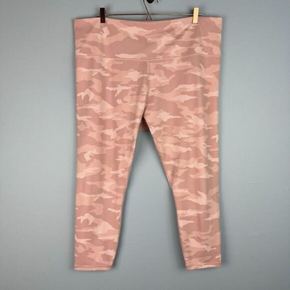 Athleta Elation 7/8 Pink Camo Camoflauge Tight Cropped‎ Leggings Size 3X FLAW